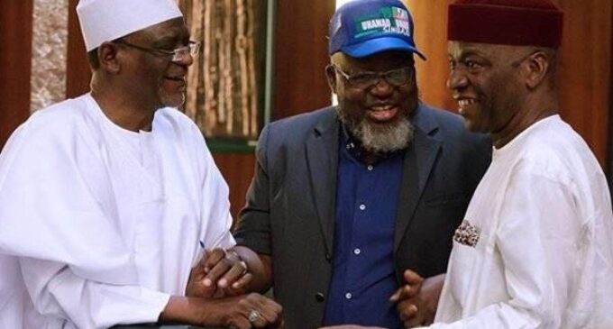 Buhari’s campaign caps distributed at FEC meeting