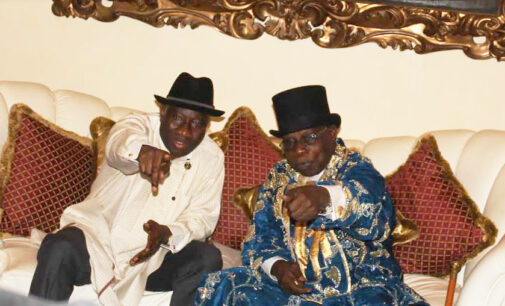 PHOTOS: Jonathan hosts Obasanjo in Otuoke