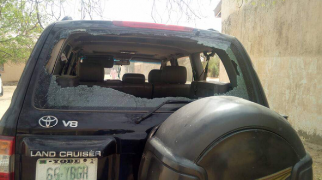 How aggrieved residents stoned Yobe governor in Dapchi