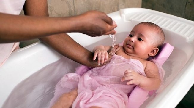Oko Baba, the Lagos community where newborns are bathed with hot water