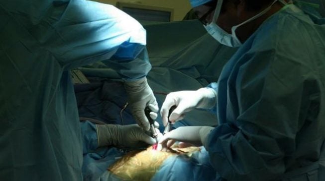 Doctor ‘performs brain surgery on wrong patient’ in Kenya