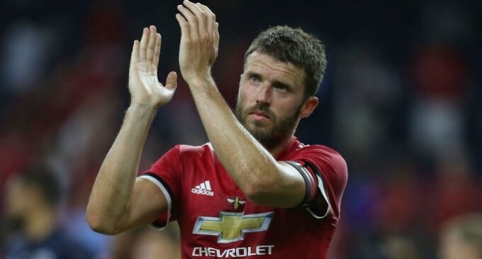 Michael Carrick to retire from football