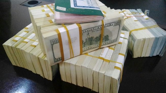 CBN orders banks to sell FX to travellers over the counter