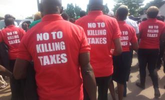 PHOTOS: Lagos lawyers hit the streets over land use charge