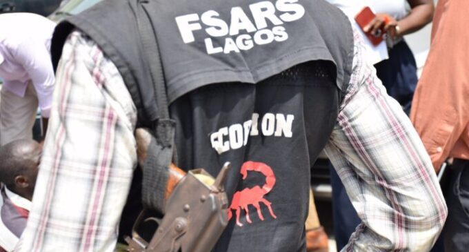 Police arrest SARS operative who ‘extorted N5000’ from Lagos resident