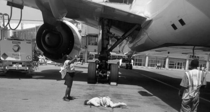 Air hostess falls off plane in Uganda