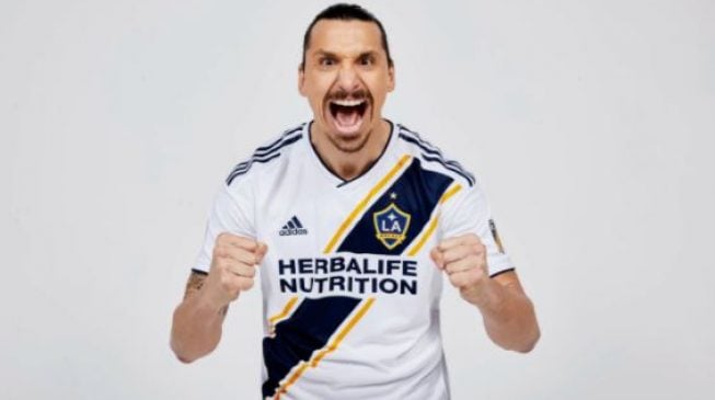 Ibrahimovic confirms LA Galaxy switch after leaving Man United Ibrahimovic confirms LA Galaxy switch after leaving Man United