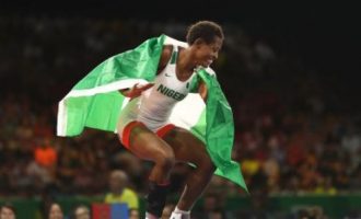 Adekuoroye wins second straight Commonwealth gold in wrestling