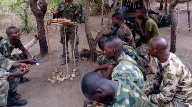 PHOTO: Soldiers hold Easter service inside Sambisa forest