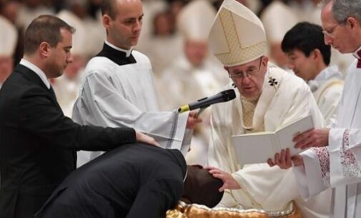 Pope baptises illegal Nigerian migrant who foiled robbery at Italian shop