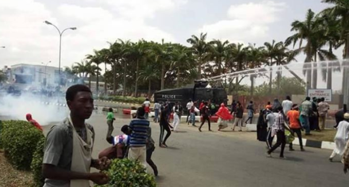 PHOTOS: Police, Shi’ites members clash in Abuja