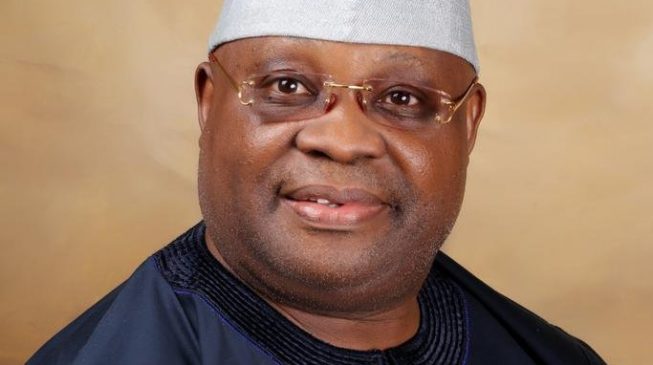 ‘Two fighting’ in Osun: A dancing senator versus Jagaban’s cousin