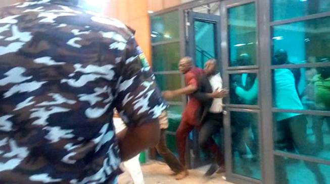Mace snatched as Omo-Agege breaks into senate with ‘thugs’