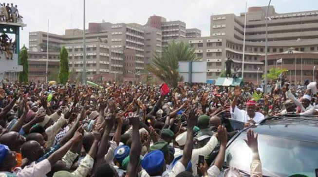 ‘Is Nigeria a zoo?’ and other reactions to lockdown of Abuja, Kaduna by religious group