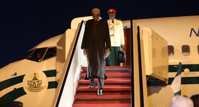 Buhari back in Nigeria after CHOGM 2018