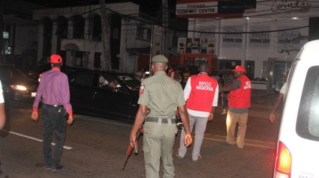 EFCC raids top club in Lagos, arrests 12 ‘internet fraudsters’