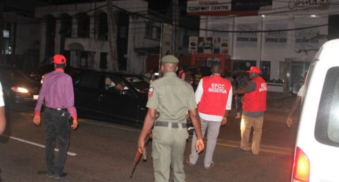 EFCC raids top club in Lagos, arrests 12 ‘internet fraudsters’