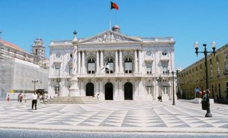 The fall and rise of Portugal