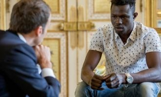 Malian ‘spiderman’ offered French citizenship after rescuing child