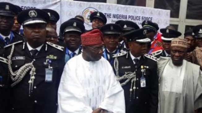 FLASHBACK: In 2002, Obasanjo retired Musiliu Smith, new PSC chairman, after police strike
