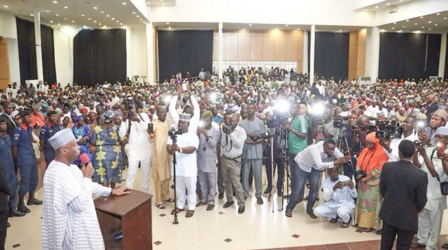 Saraki accused of choosing recycled PDP members to lead APC in Kwara