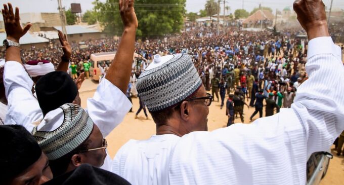 VIDEO: Massive crowd welcomes Buhari to Jigawa
