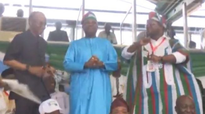 VIDEO: El-Rufai, Yahaya Bello slug it out on the dancefloor at APC convention