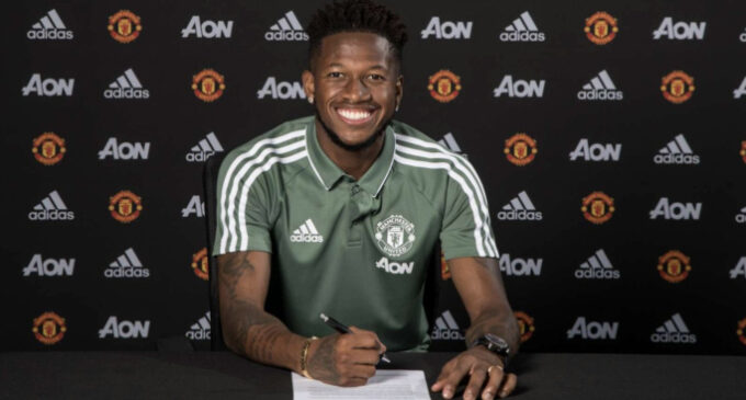 Manchester United sign Fred