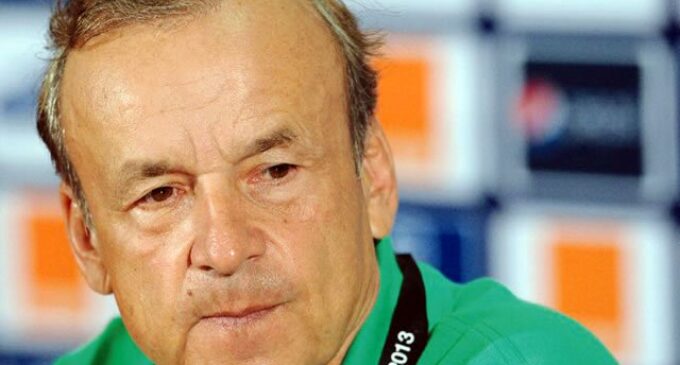 Sources: NFF mounts pressure on Rohr to resign amid ‘poor performances’
