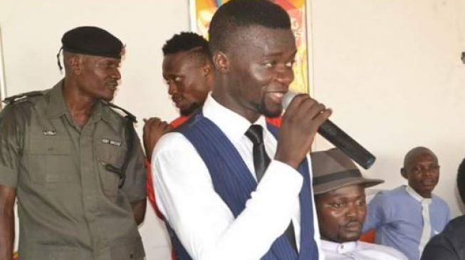 Bayelsa commissioner quits Dickson’s cabinet, joins APC