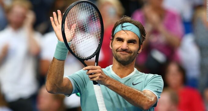 Federer withdraws from French Open over knee concerns