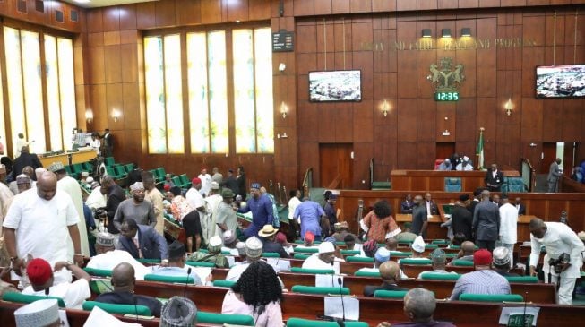 32 APC reps defect to PDP