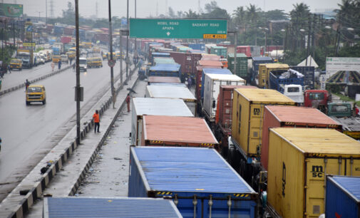 Report: It now costs as much as $4,000 to move goods from Apapa port to Lagos warehouses