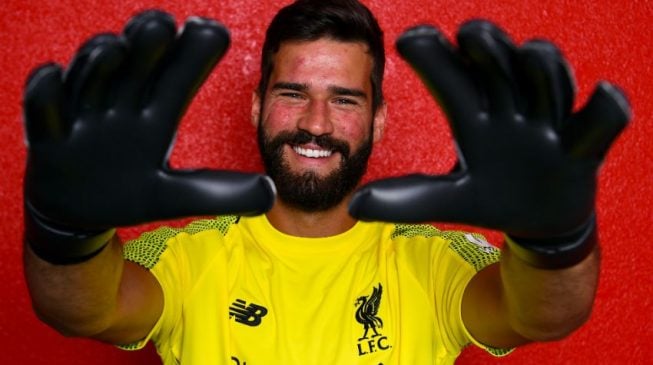 Liverpool break transfer record to sign Roma ‘keeper Alisson Becker