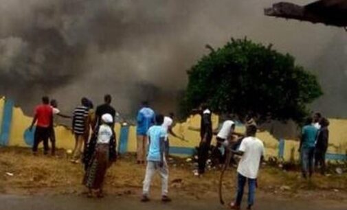 Youth set Osun police station ablaze over ‘killing of undergraduate by SARS’