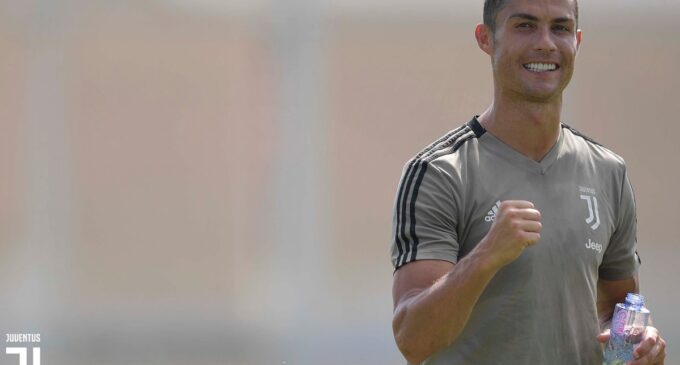 Allegri says Ronaldo will make Juventus debut Saturday