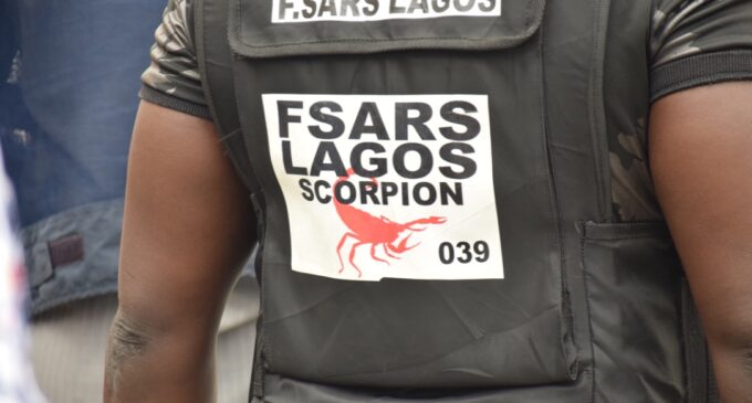 How Lagos mob killed SARS operative who shot LASTMA official