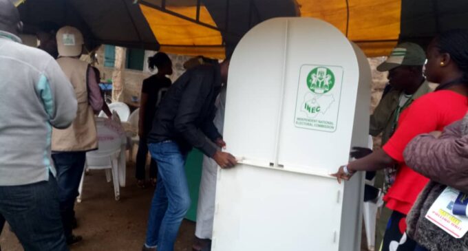 Politicians shun INEC’s directive in Osun, engage in vote-buying