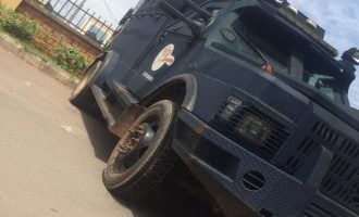 PHOTOS: Tight security as Ekiti tribunal commences sitting