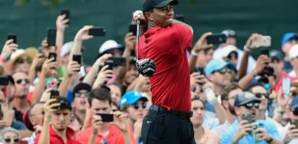 Tiger Woods ends five-year winless streak with Tour Championship title Tiger Woods ends five-year winless streak with Tour Championship title