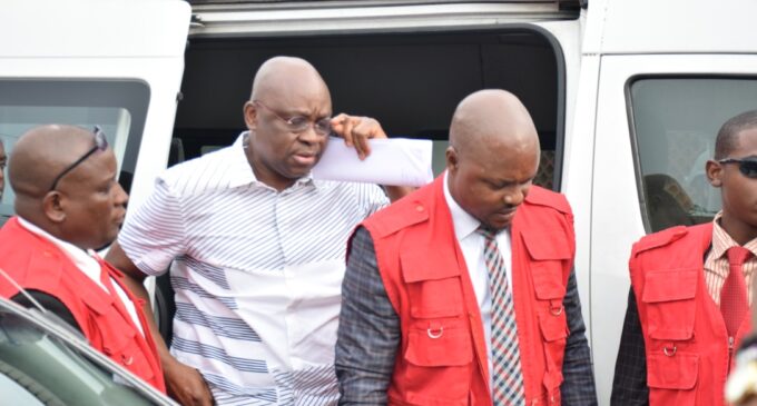 Witness: We moved N200m from Fayose’s residence to the bank