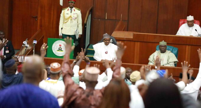 Lawmakers boo Buhari during budget presentation