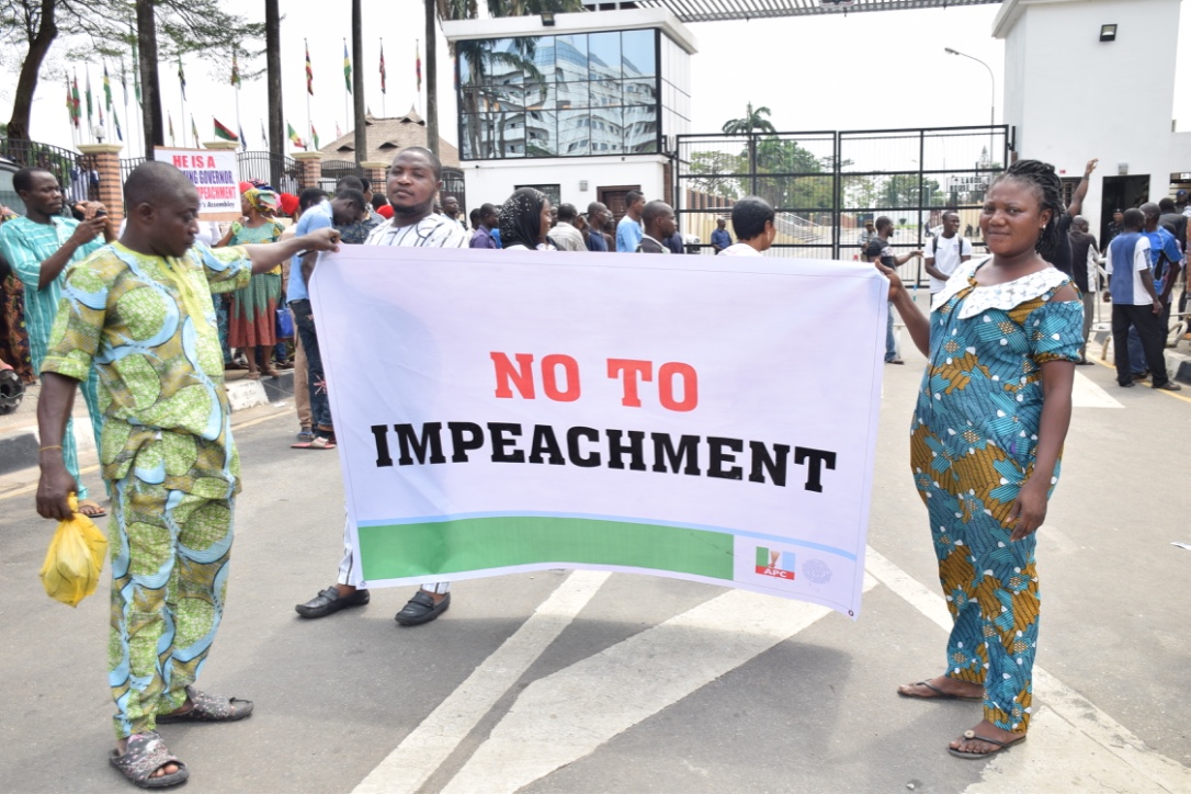 Image result for Pro-Ambode Protesters Ask Lagos Lawmakers to Account for N28bn