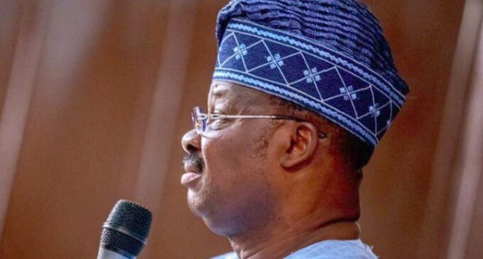 Ajimobi ‘calls’ for peace in APC after Oshiomhole’s suspension