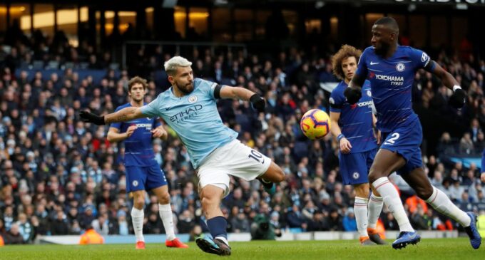 Man City dismantle Chelsea, return to top of league