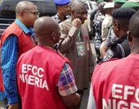 PHOTOS: EFCC officials ‘hunt vote buyers’ at polling units