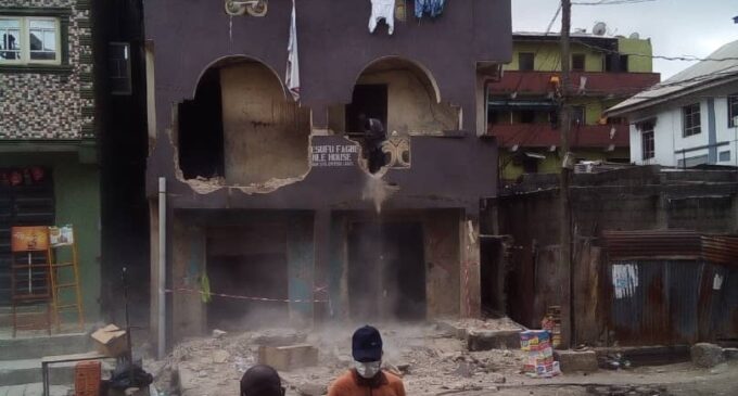 Lagos begins demolition of marked buildings