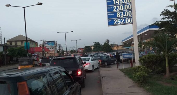 Traffic builds up as long queues return to Lagos fuel stations