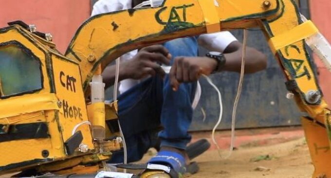 This Nigerian teenager used syringe and laptop batteries to construct ‘excavator’
