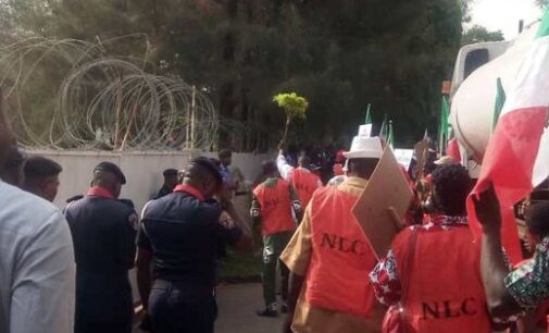 How ‘thugs’ attacked protesters at Ngige’s residence